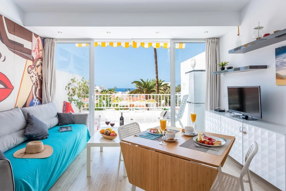 B18 modern original apartment