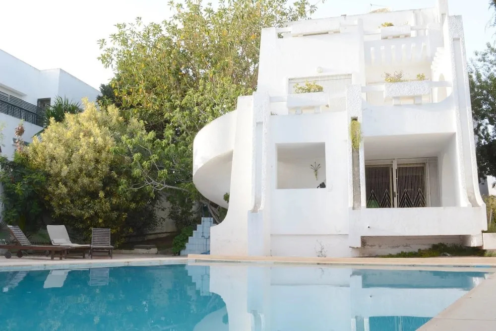 Villa With 5 Bedrooms in Gammarth Supérieur, With Private Pool, Enclos