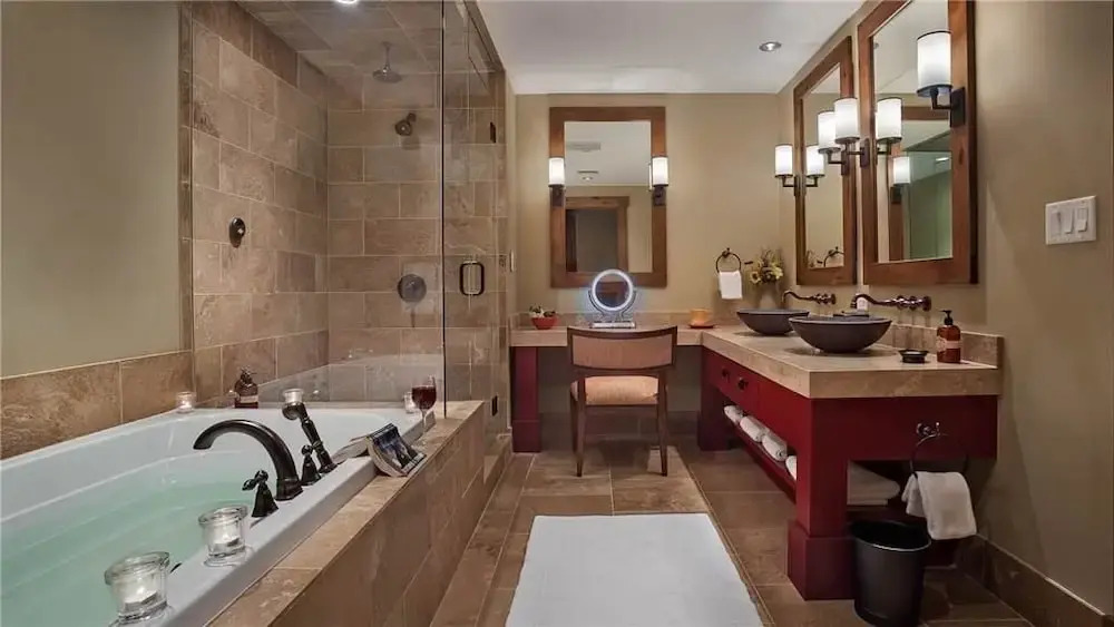 Emerald Mountain 702 4 BedroomCondo By Moving Mountains