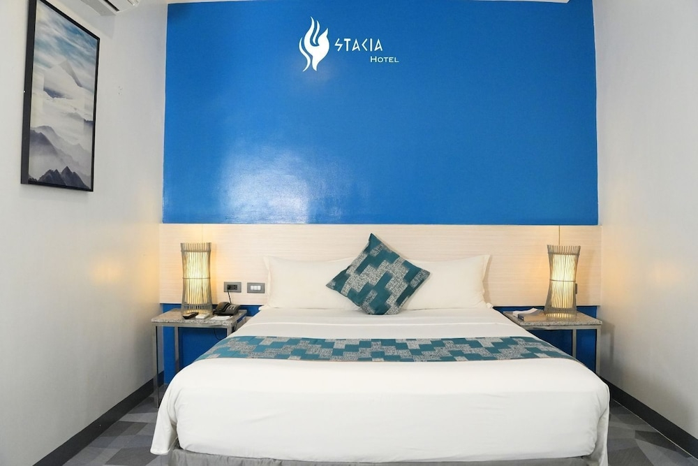 Stacia Hotel