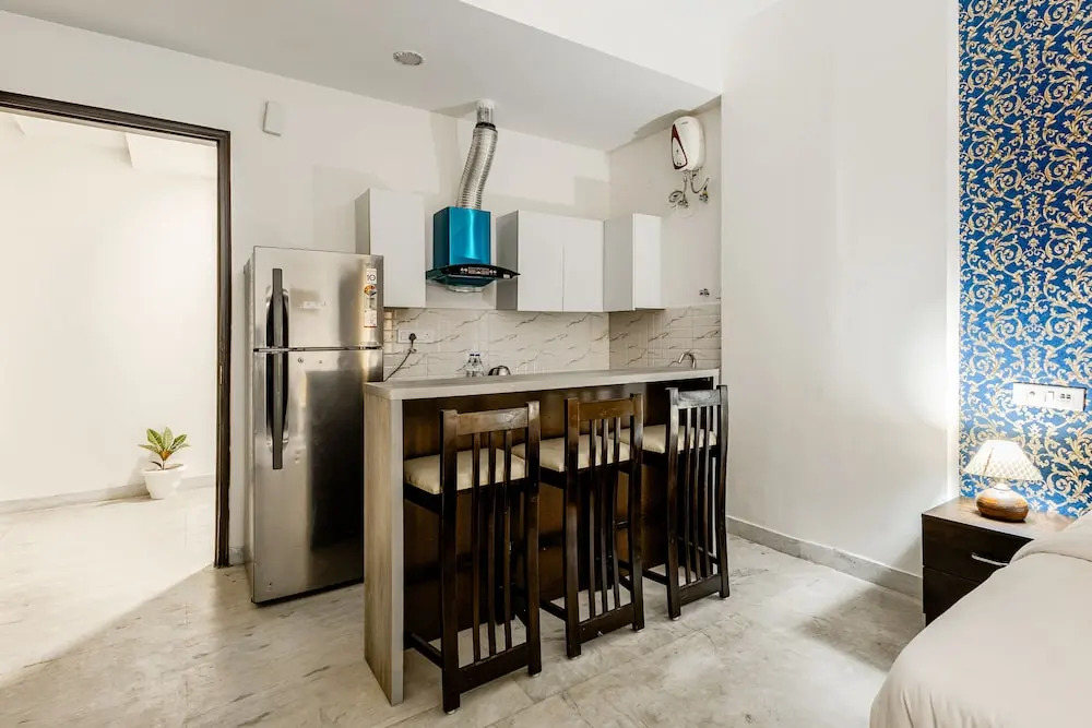 Lime Tree Hotel - Golf Course Road, Sector-43, Gurugram