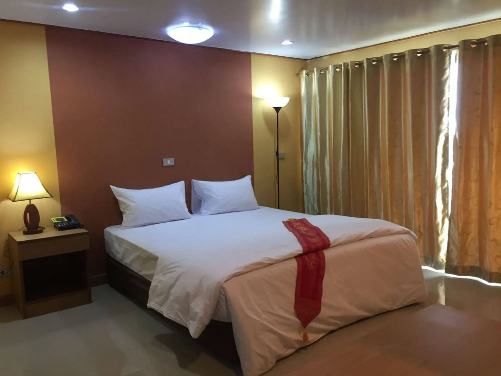 Toh Buk Seng Ayutthaya Hotel
