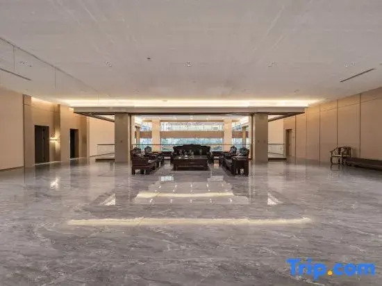 Starway Hotel (Zhangye West Railway Station District Government)