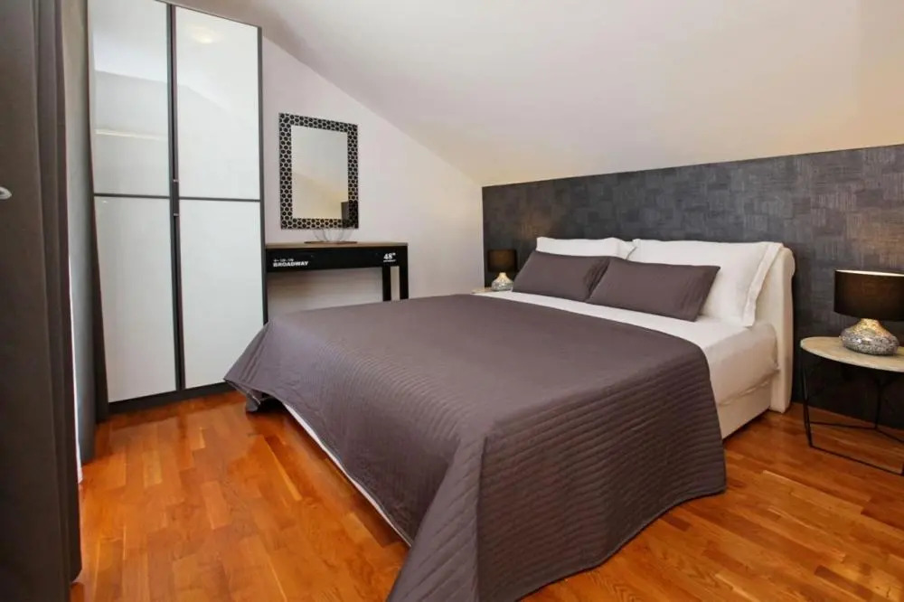 Dreams of Bol Apartment
