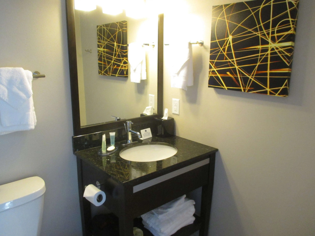 Best Western Harvest Inn & Suites