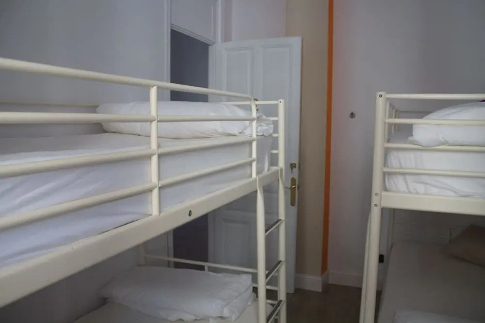 Hostel B&B&B