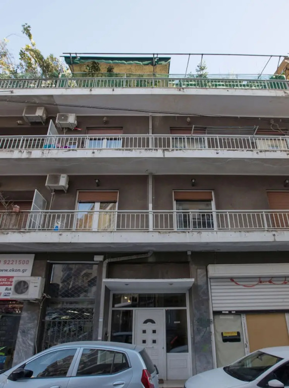 Beautiful apartment near Acropolis by GHH