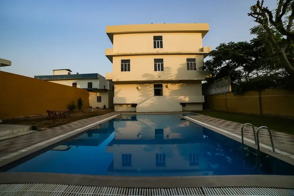 OYO 24101 Tiger Regency Resort