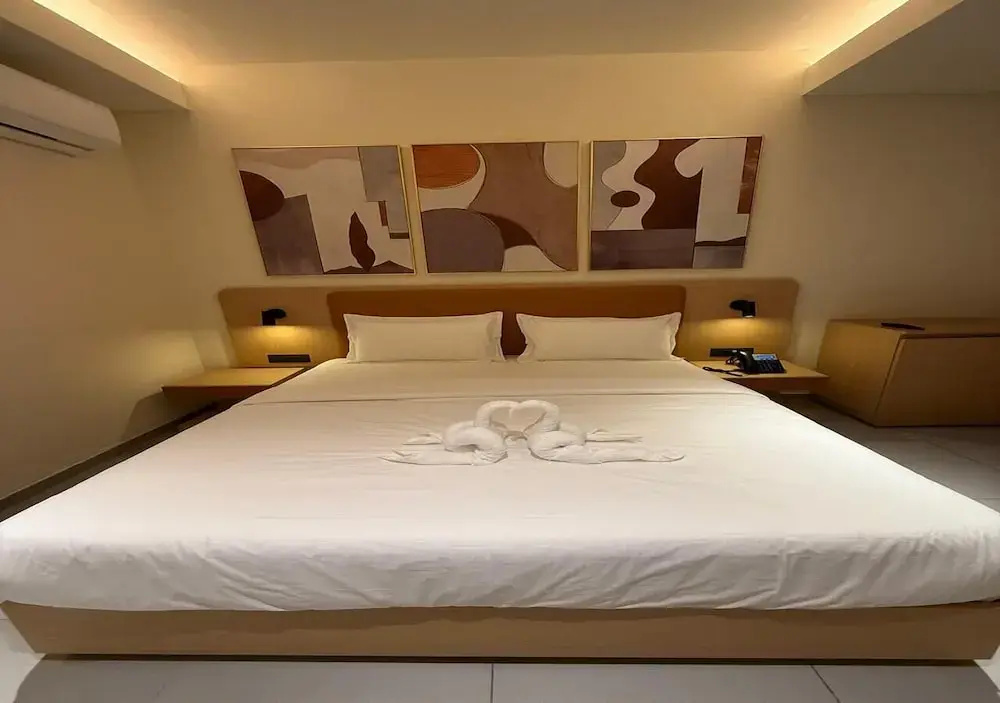 Ixoras Suite