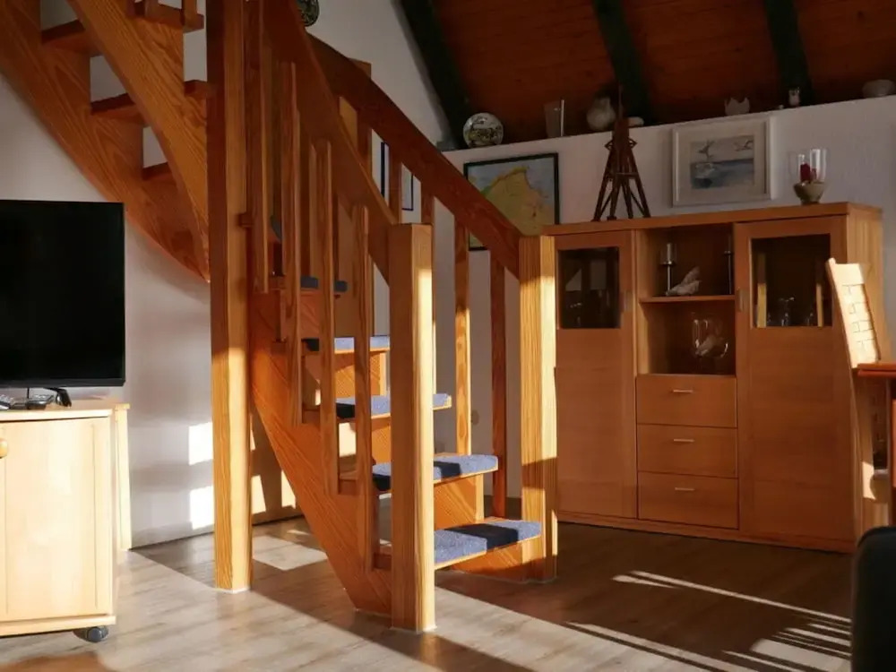 Long Comfortable Holiday Residence