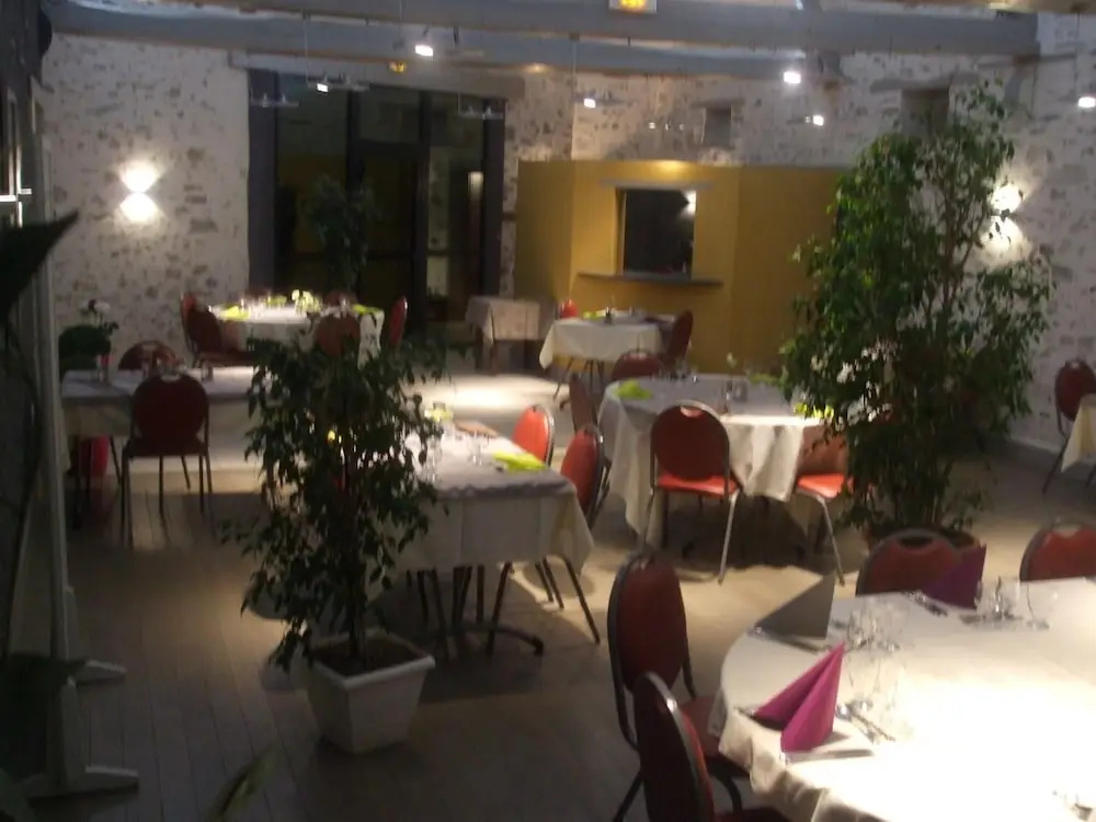 Le Relais