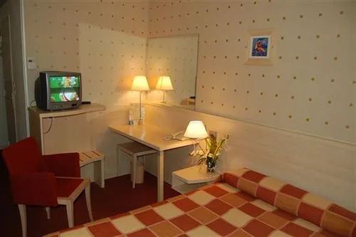 Hotel Athena