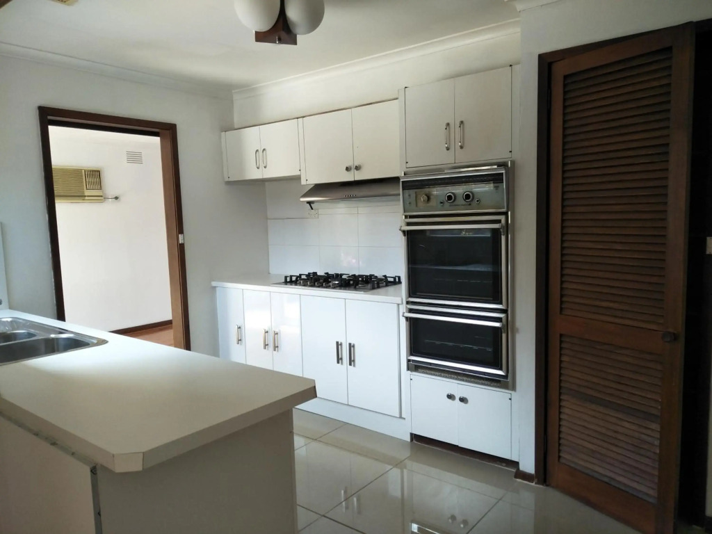 Caulfield Family Home with Large Space