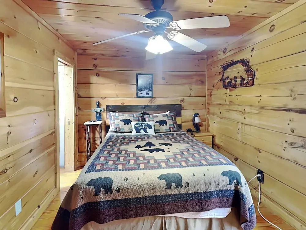 Scooter Bears Den by Jackson Mountain Rentals