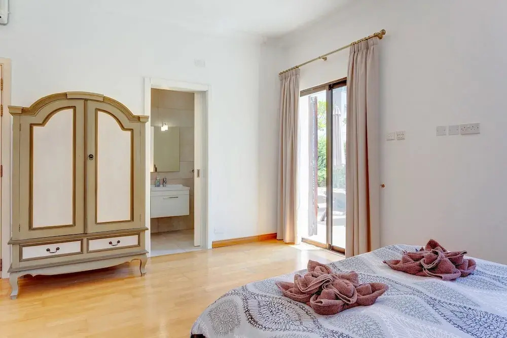 Superlative 4 Bedroom Villa With Private Pool