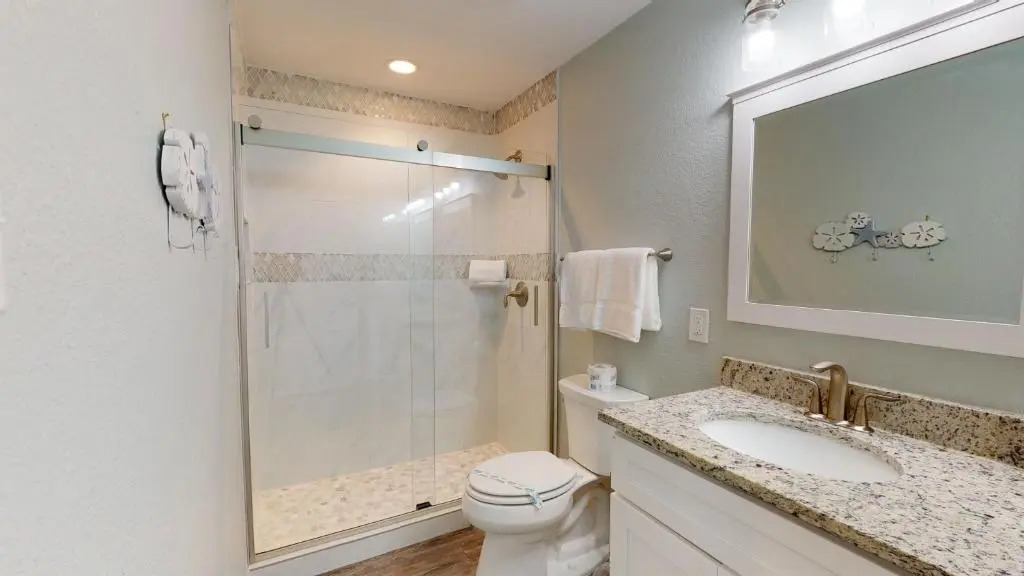 IR45 Bottom Floor Condo, 3 Bedrooms 2 Bath, View of Shared Pool, Boardwalk