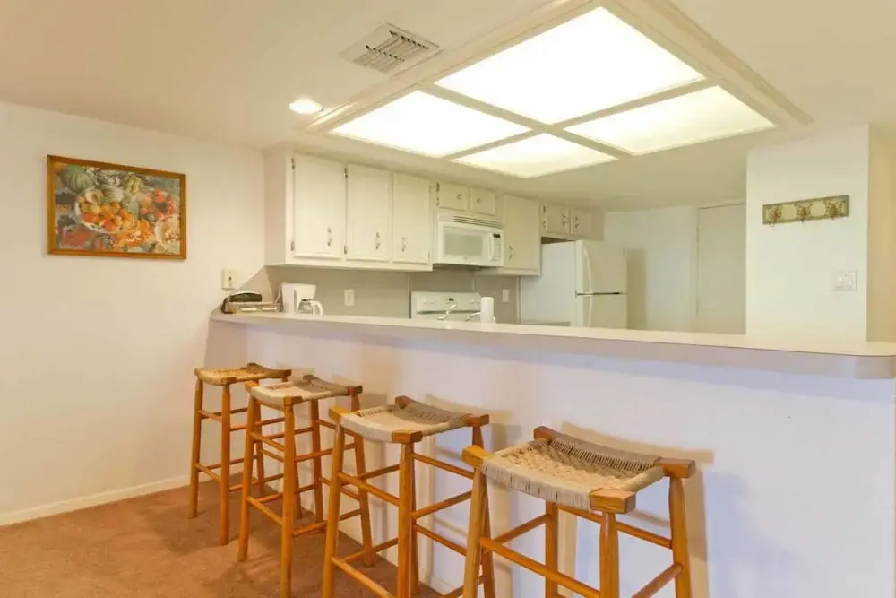 Saida IV Condominium 602