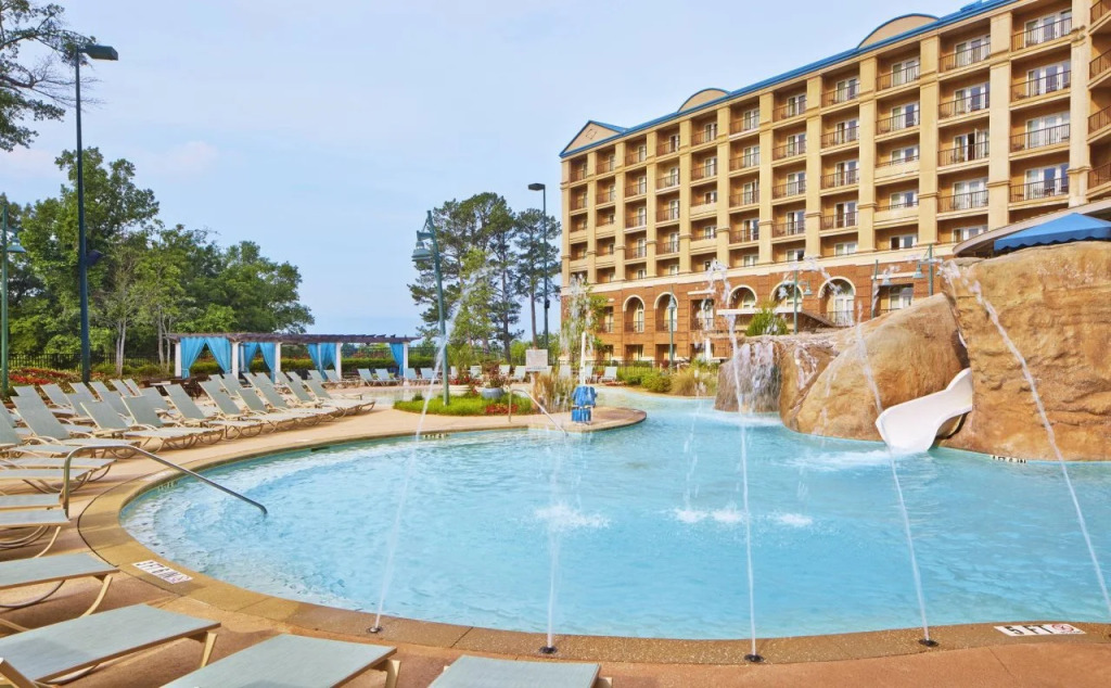Renaissance Shoals Resort & Spa