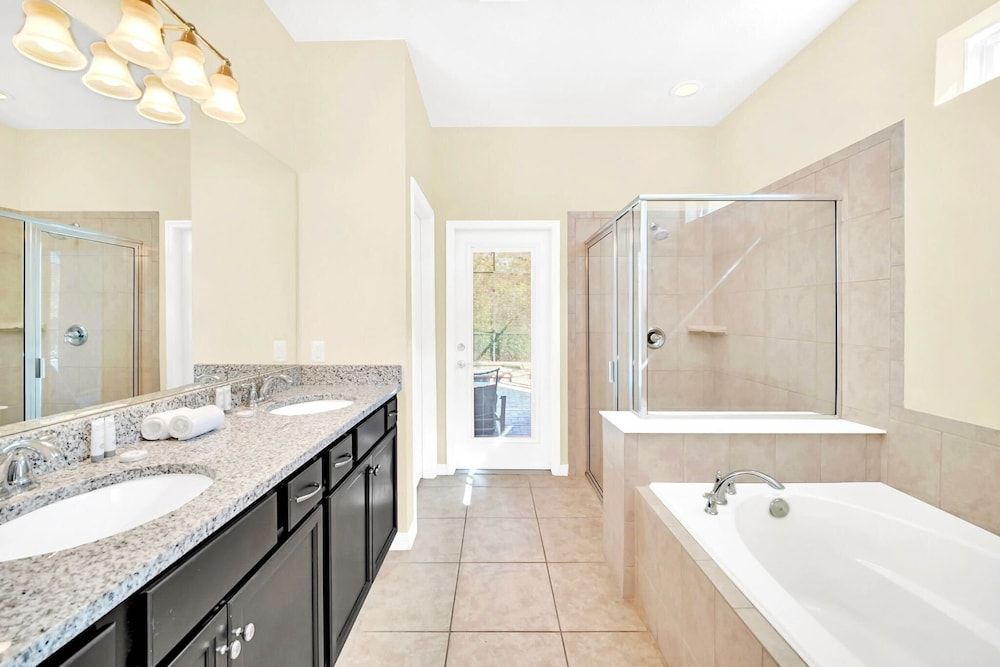 6BR Windsor Resort Home 15min Disney