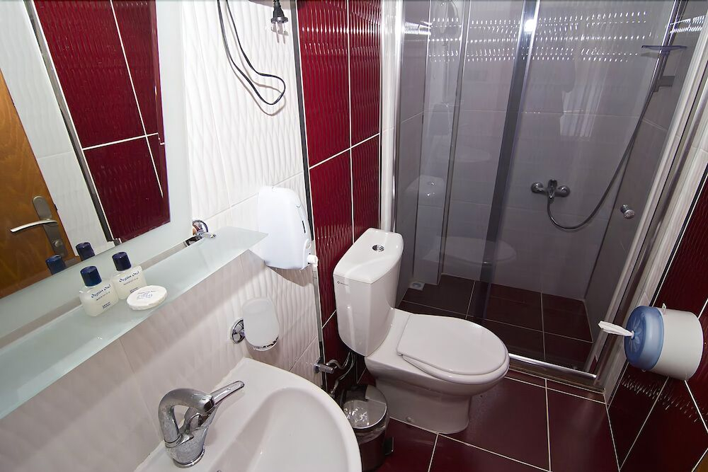 Ozgun Otel