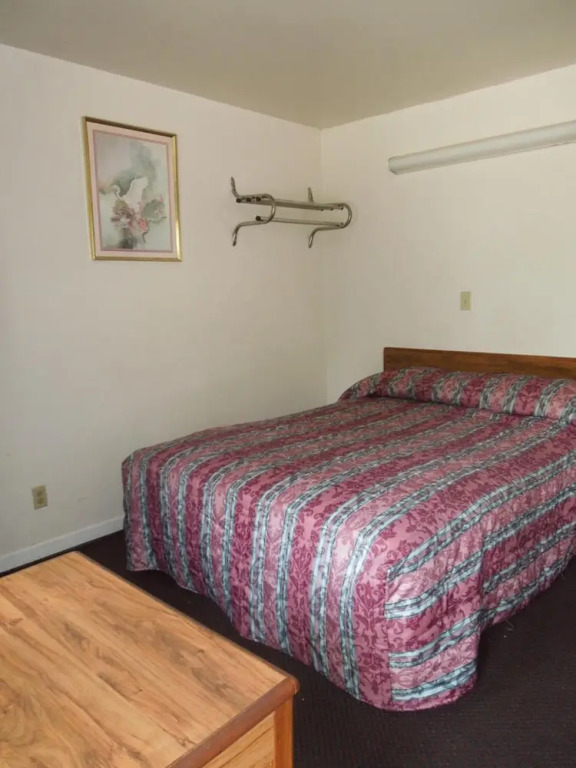 Lee's Motel