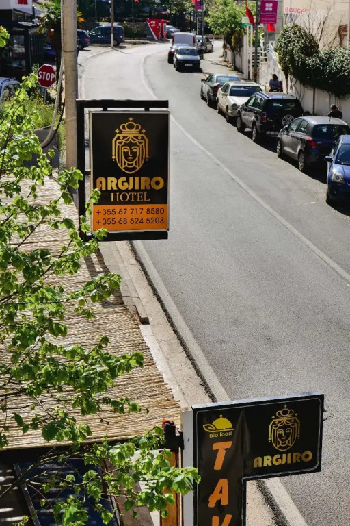 Hotel Argjiro
