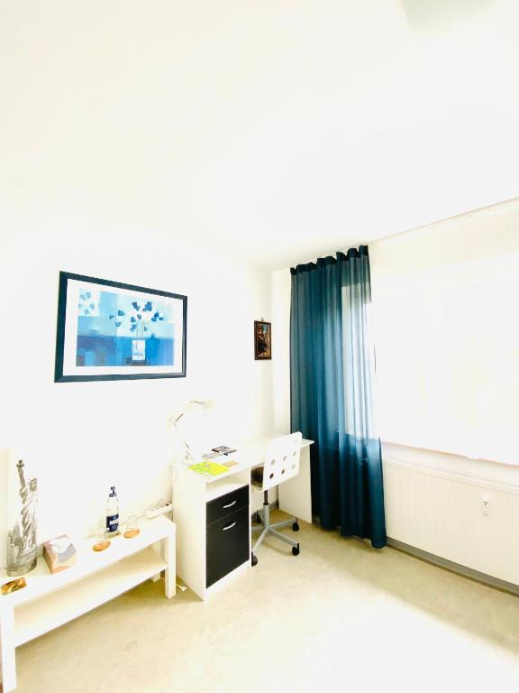 Welcome to Messe!!-Apartment&Balcony