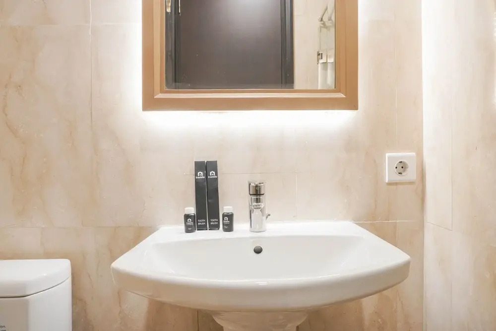 Fabulous and Strategic 1Br Sudirman Suites Apartment