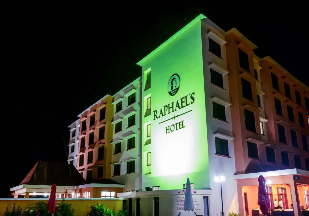 Raphaels Hotel