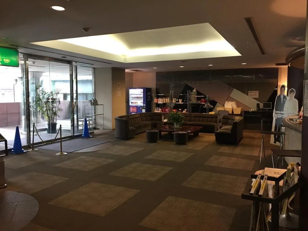 HOTEL CROWN HILLS FUJINOMIYA