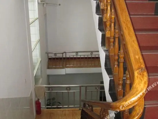 Hongfuxuan Business Hotel