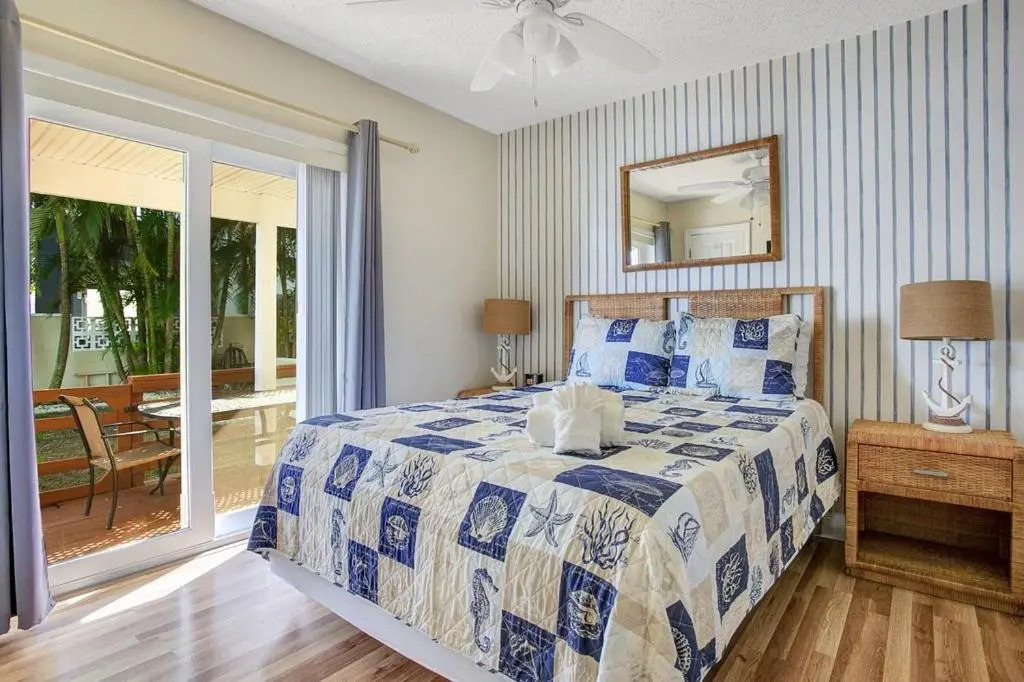 Five Palms Suite 110 - Daily - Weekly - Monthly