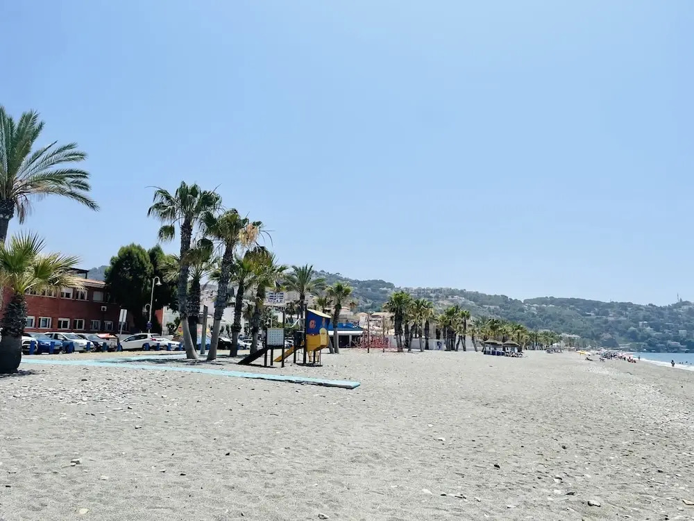 Apartamento Sol y Mar la Herradura by At Home Cost