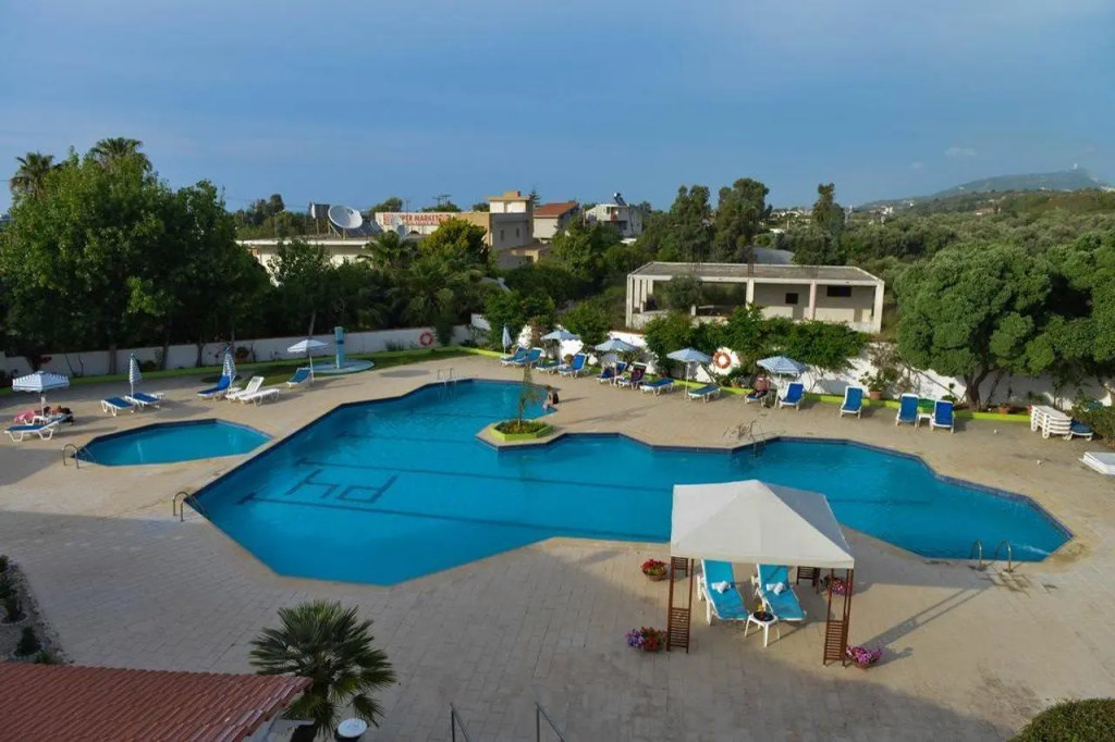 Happy Days Hotel, Adults Only