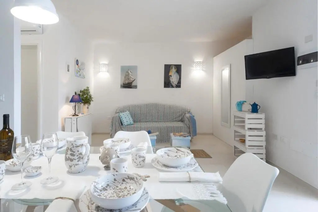 MILLEBOLLEBLU APARTMENTS