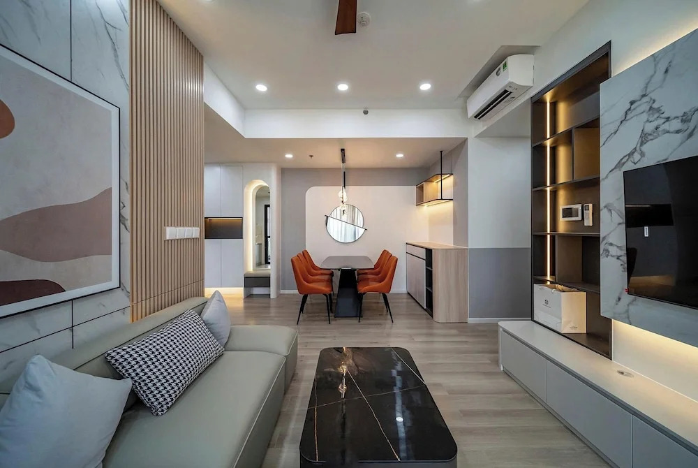 Landmark 81 Urban Royal River City