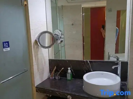 Room 2908, Tianjin Center Apartment, 219 Nanjing Road, Heping District, Tianjin