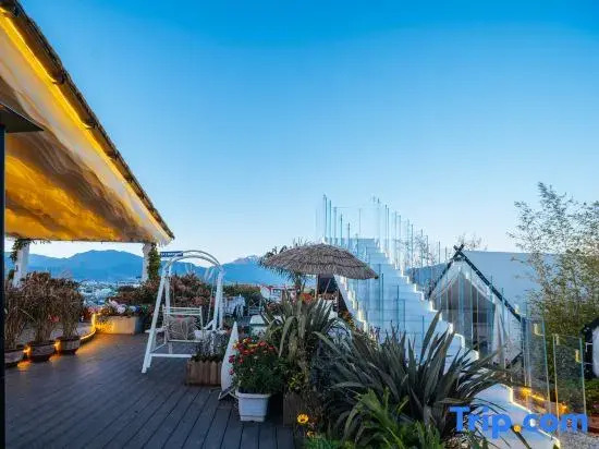 Urba Hotel (Lijiang Old Town Mufu Branch)