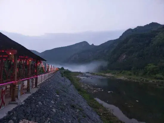 Zhoufu Manor