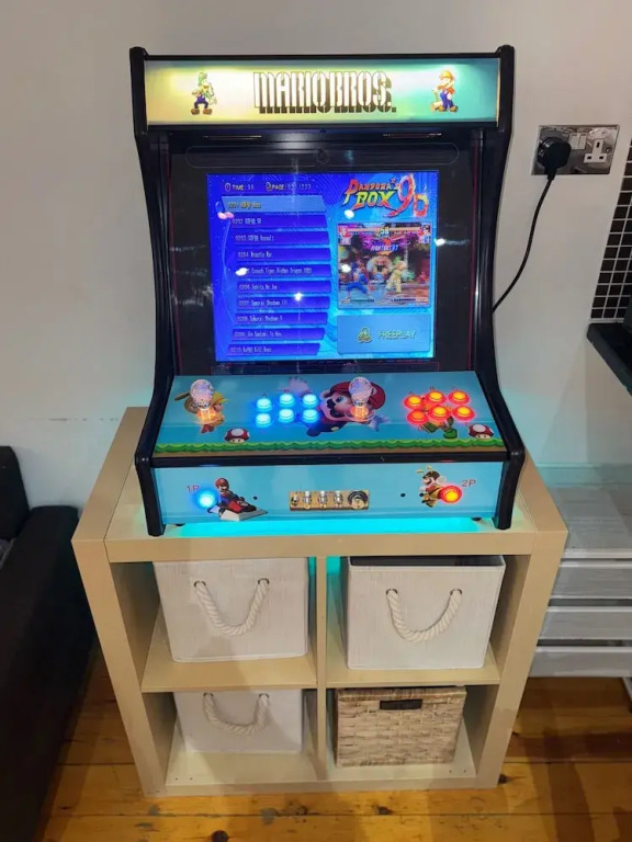 1br-wifi-freesnacks-freeparking-petsok-retroarcade