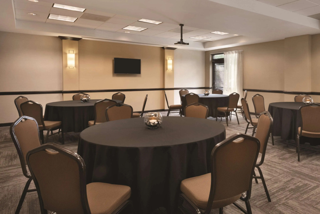 Hyatt Place Chicago Hoffman Estates