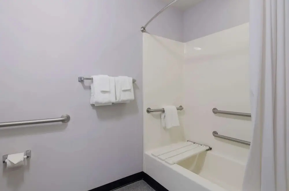 Savannah Suites