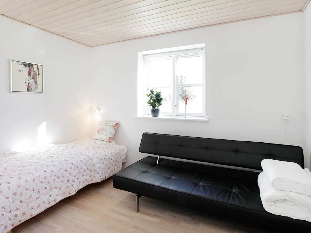 6 Person Holiday Home in Hirtshals-by Traum