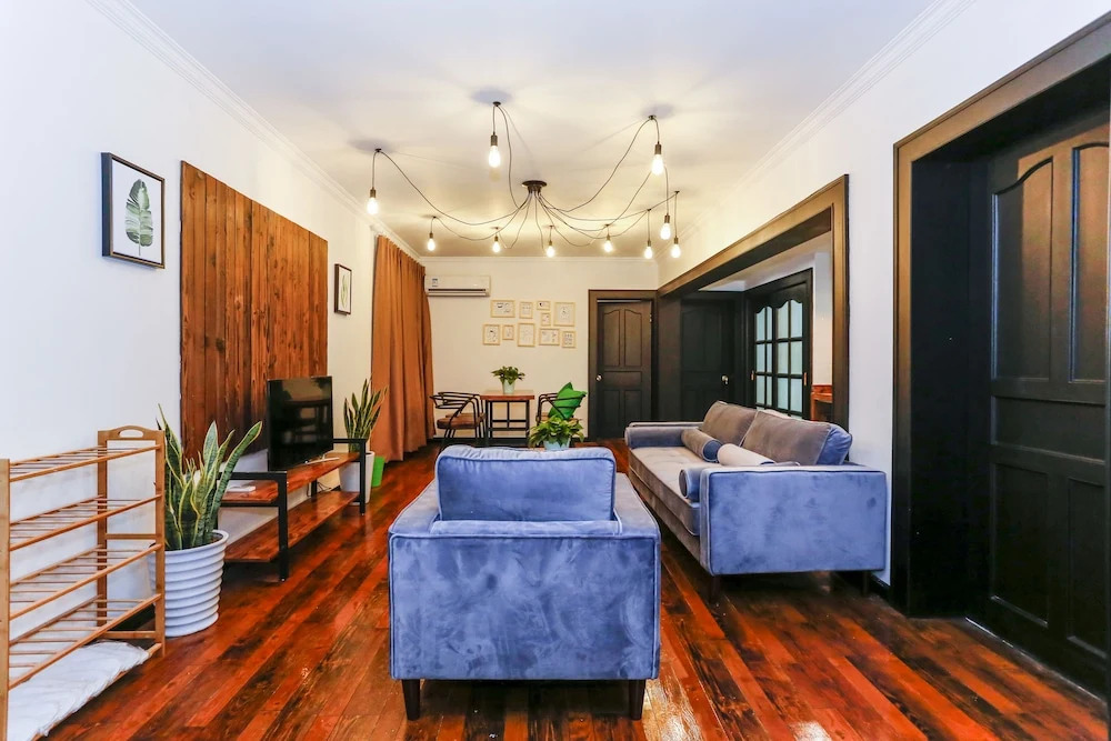 GoNative Downtown Apartment Tianzifang