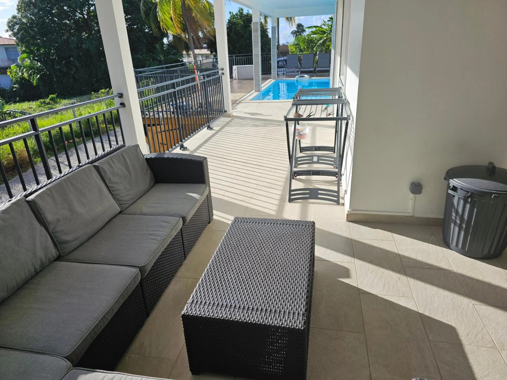 Villa dexception avec piscine