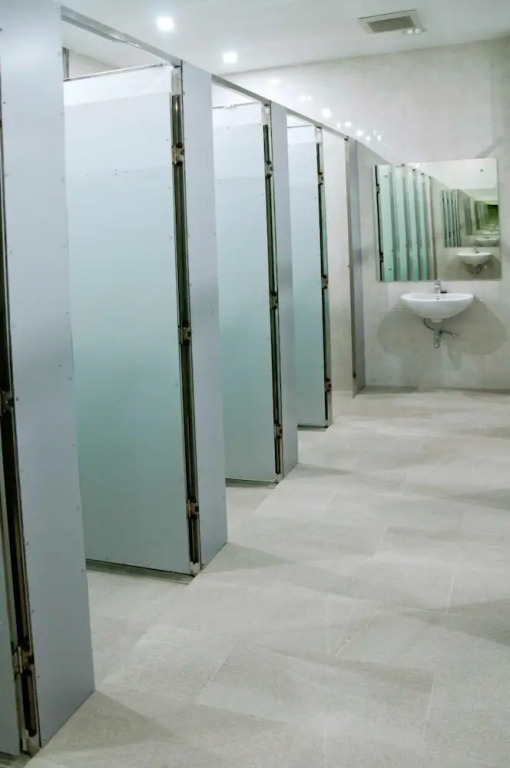 FixOn Capsule Hotel