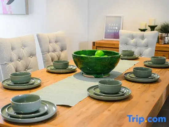 Seaside CBD/Luxury 3 bedrooms/6 people/2 parking spaces/Unbeatable view/Convenient transportation