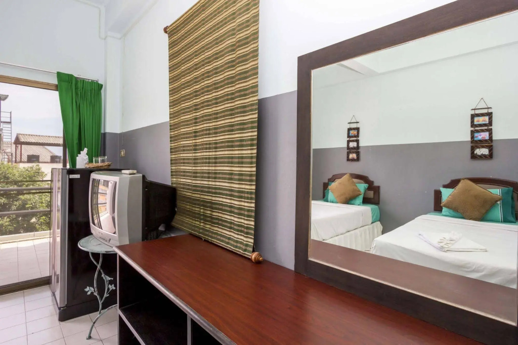 Baan Lukkan Hostel
