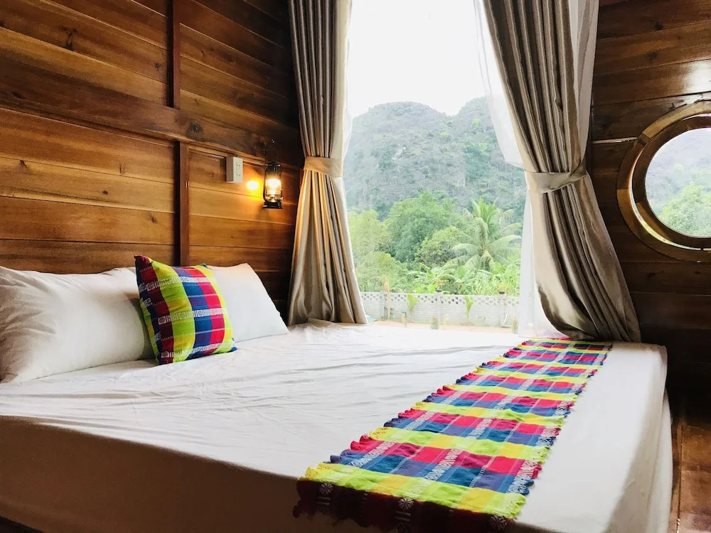 Trang An Resort