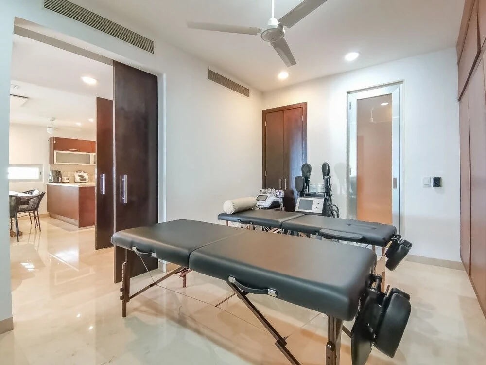 Emerald Residential Tower and Spa